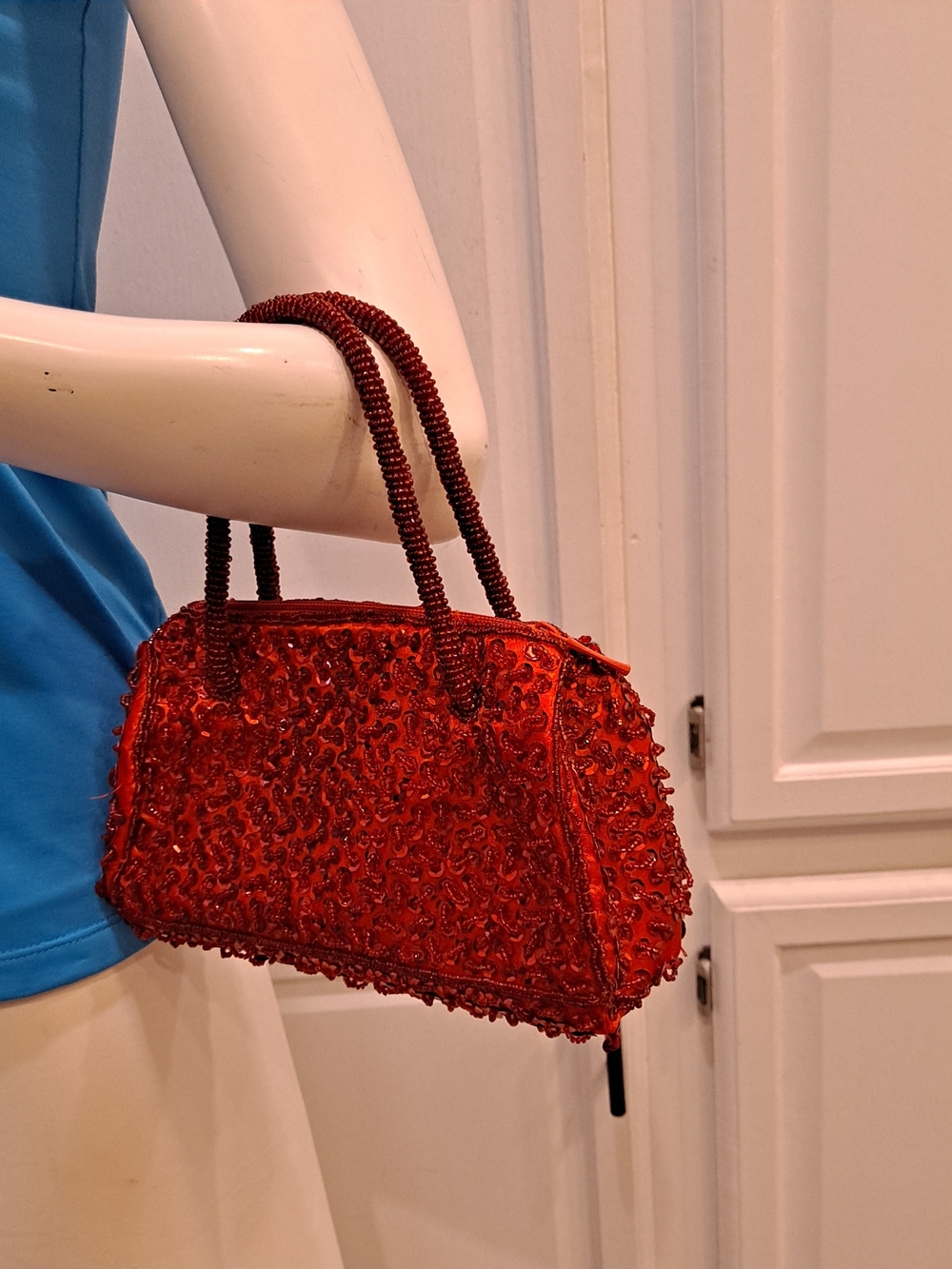 Bijoux Terner Y2k Vintage Cherry Red Sequin Quartz Beaded Mini Top-Handle Bag - Picture 2 of 14